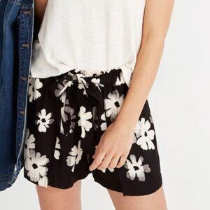 Madewell Drapey Pull-On Shorts in Ikat Floral Black
